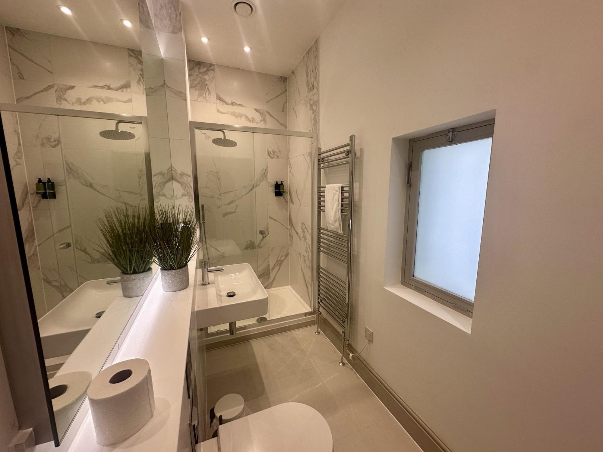 Apartment 1 Bed Kingsmead By Pureserviced Plymouth